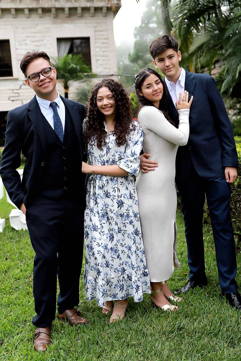 Carlo Martínez, Angie Zúniga, Laura Molina y Martín Montaldo. 