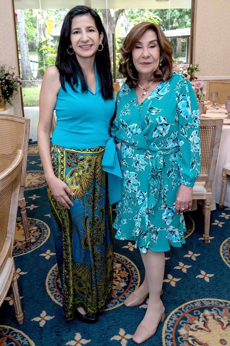 Johanna y Rosa Kattán.