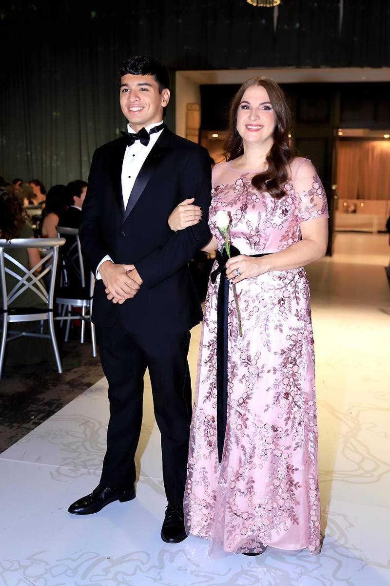 Christopher Prats y Linda Vinelli.