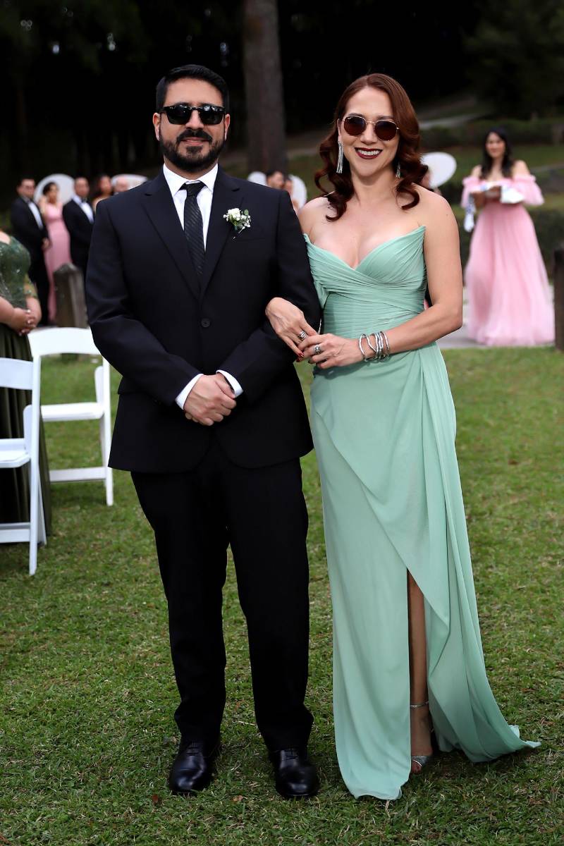 Carlos Talavera y Vanessa Lazo.