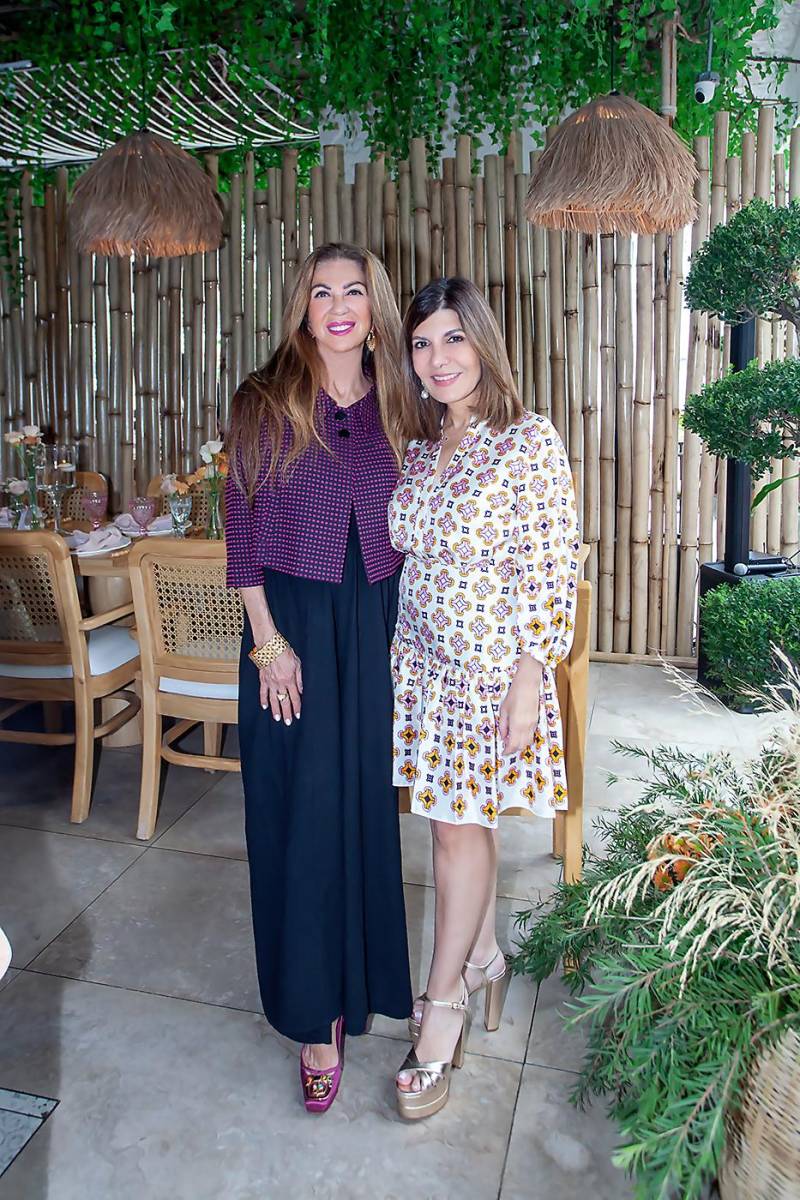 Carmen Chahín y Sandra Panayotti.