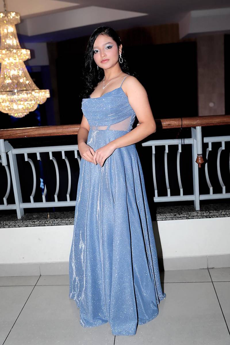 Looks de la prom 2024 del Instituto San José del Carmen