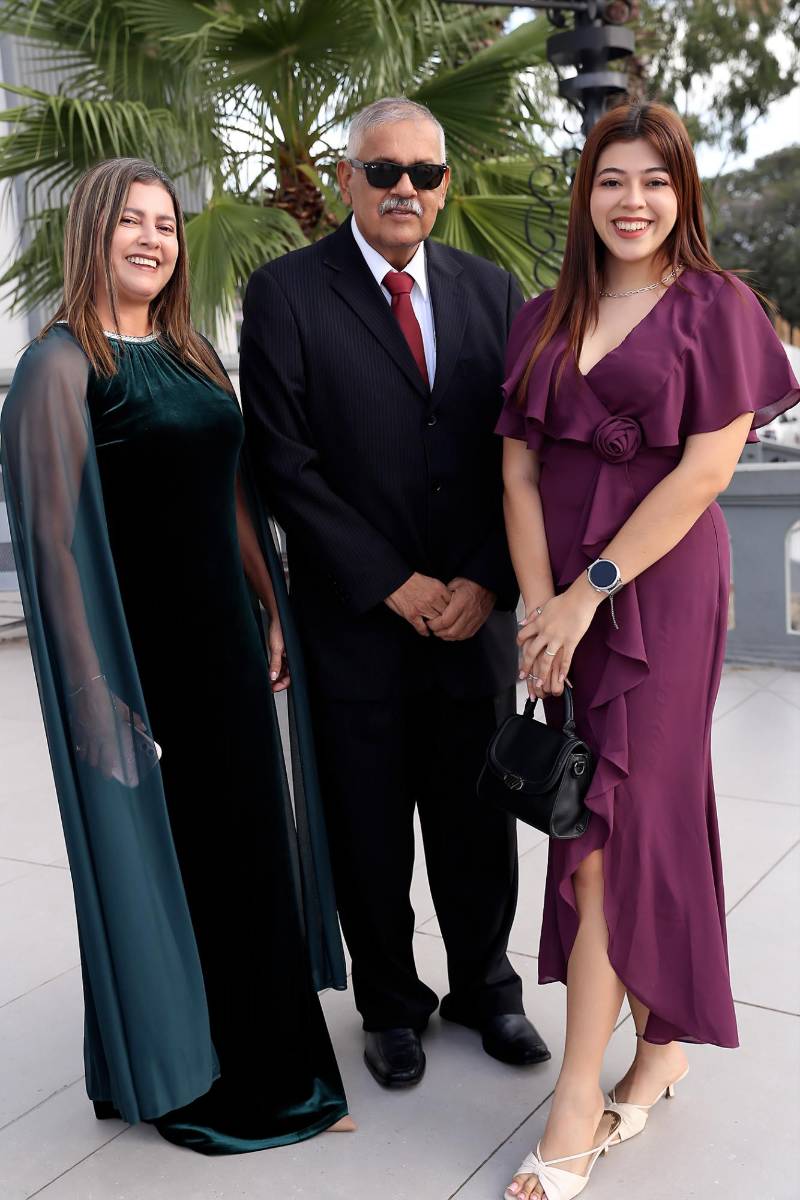 Francis Castillo, Francisco Castillo y Katherine Castillo