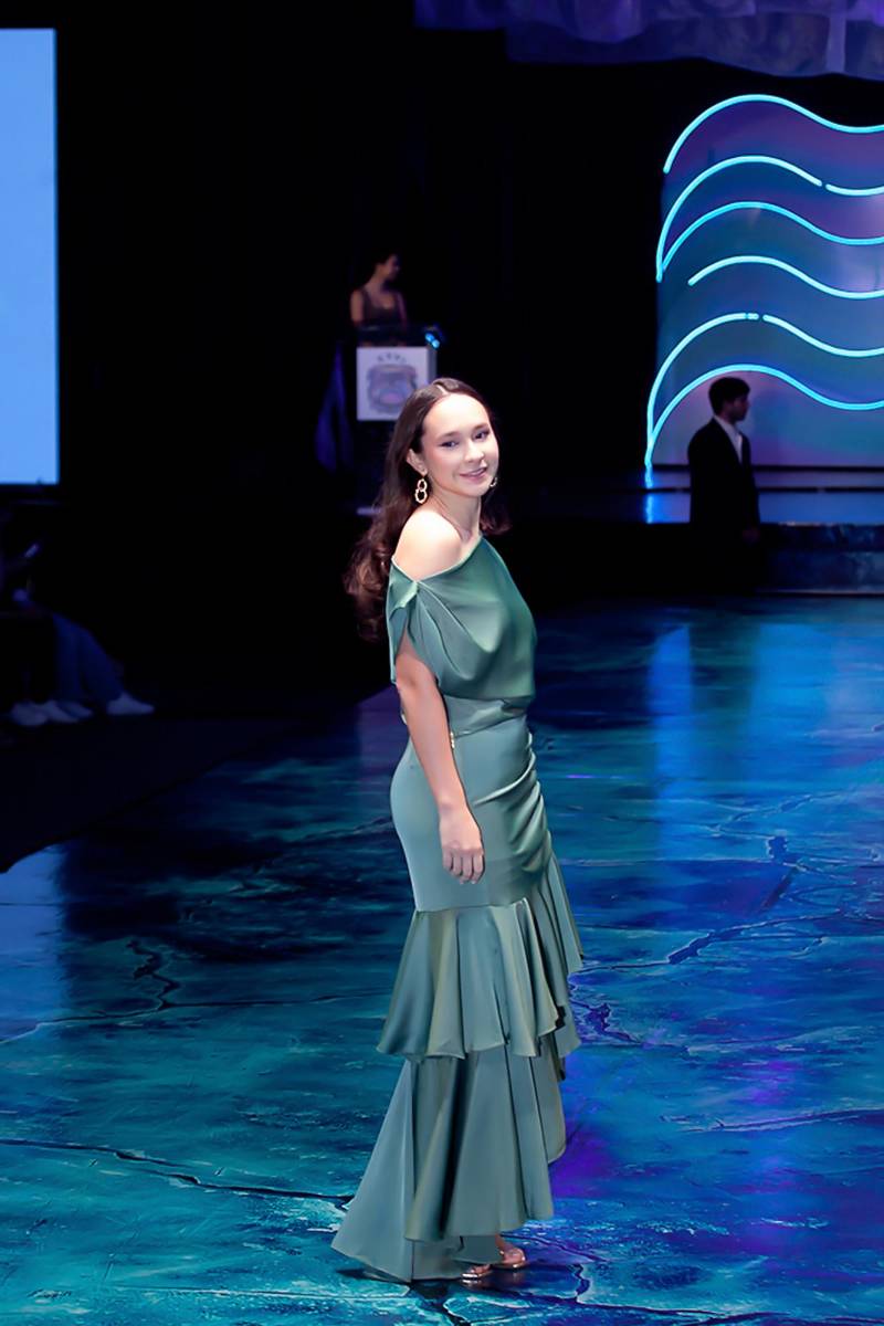 Senior Fashion Show 2026 de la Escuela Internacional Sampedrana, parte 2