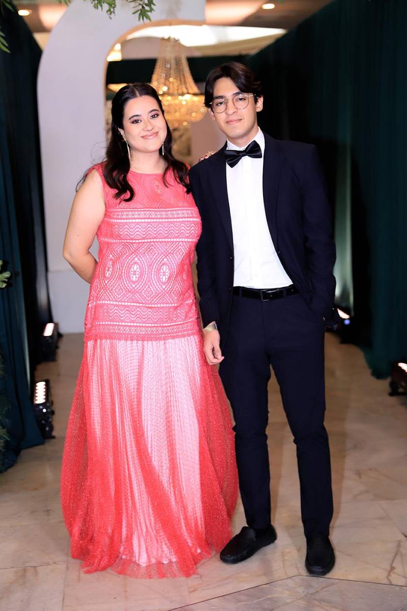Fiesta de la prom 2025 de la Academia Los Pinares