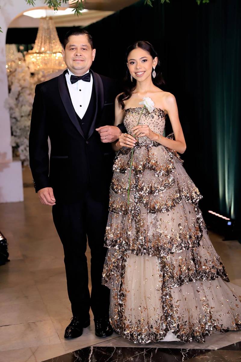 Hernán y Mía Girón.
