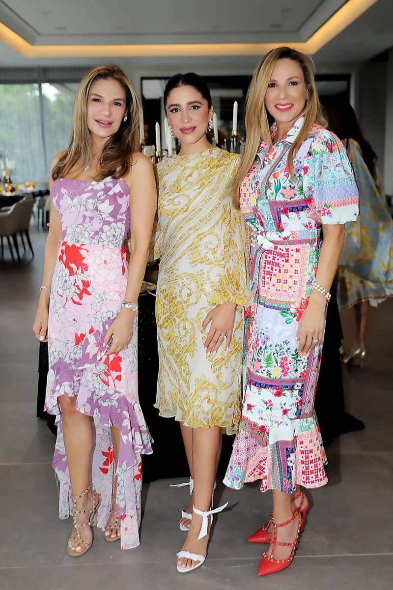 Diana Atala, Tiara Facussé y Karla Kafie