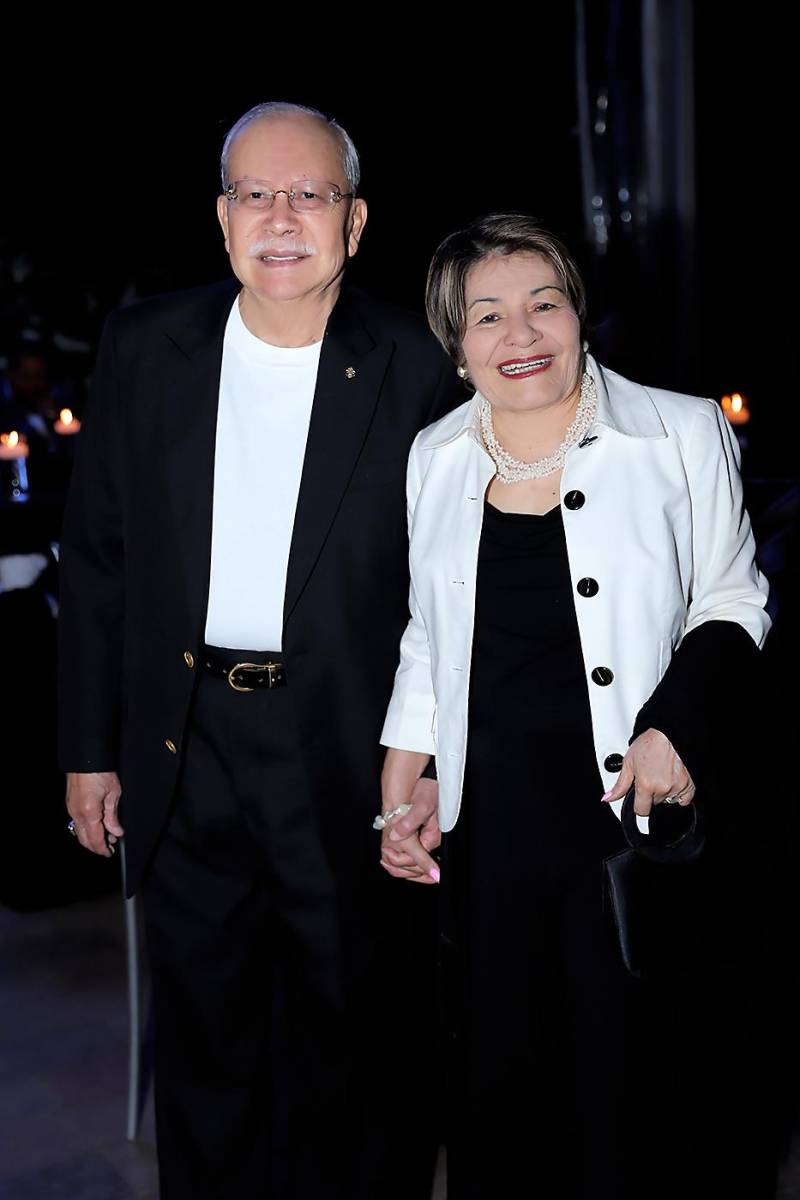 Horacio y Armida Barrios. 