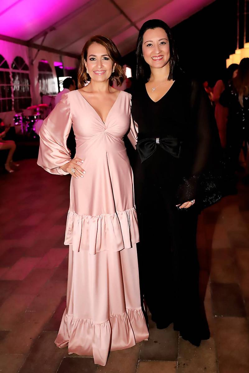 Karen Mendoza y Marisol de Pierrefeu 