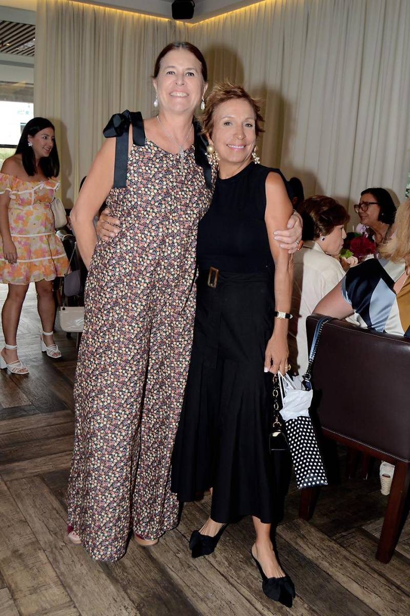 Monique Casanova y Susie Agurcia