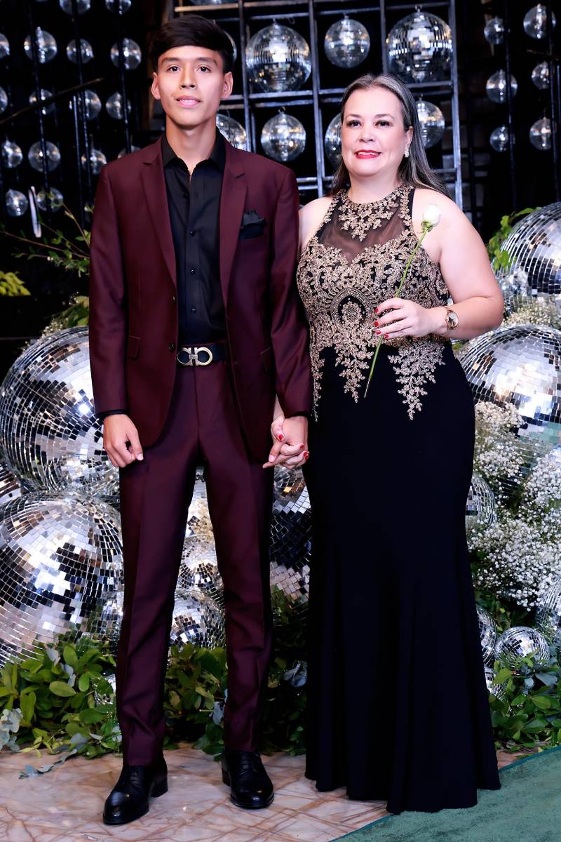 David Servellon y Marjorie Viena
