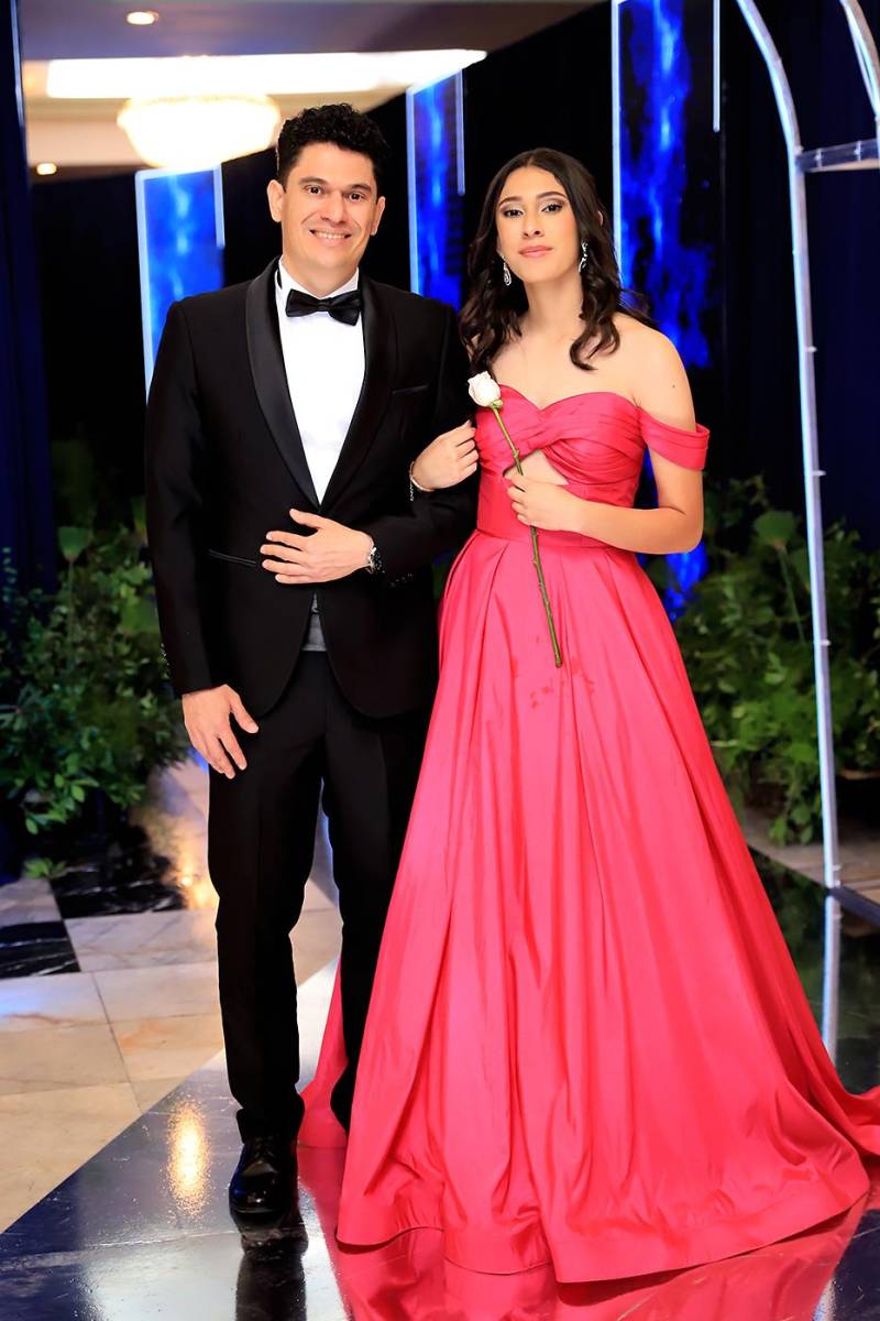 Roberto Hernández y Valeria Hernández