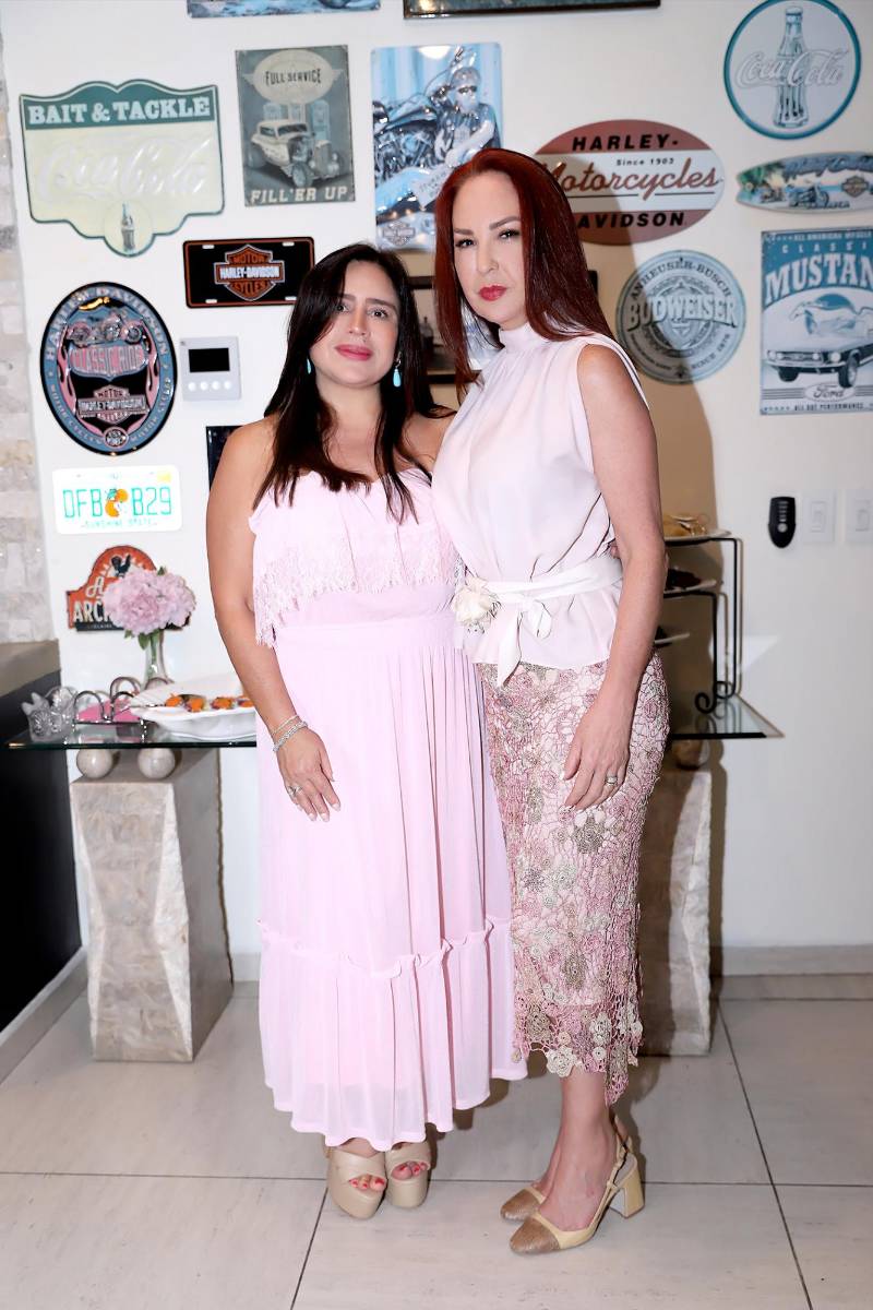 Saramelia Leiva y Rosamaría Lara-Cuculiza 