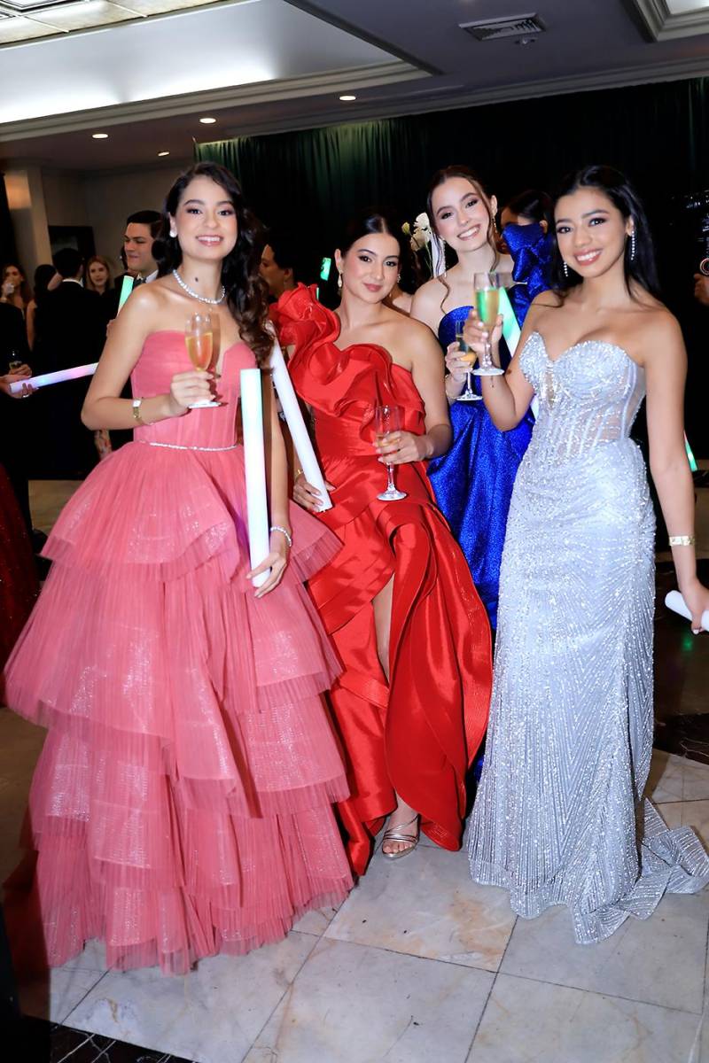 Fiesta de la prom 2025 de la Academia Los Pinares