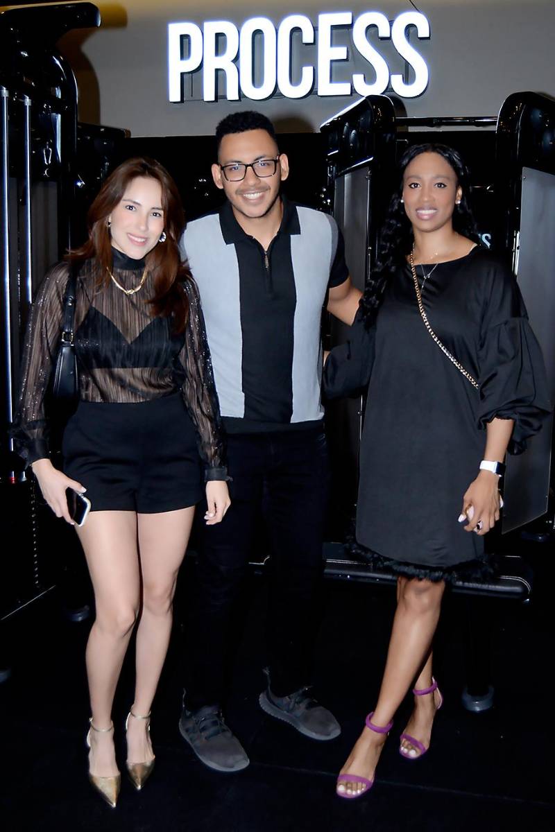 Johana Barahona , Thony Díaz y Sussie Solís.