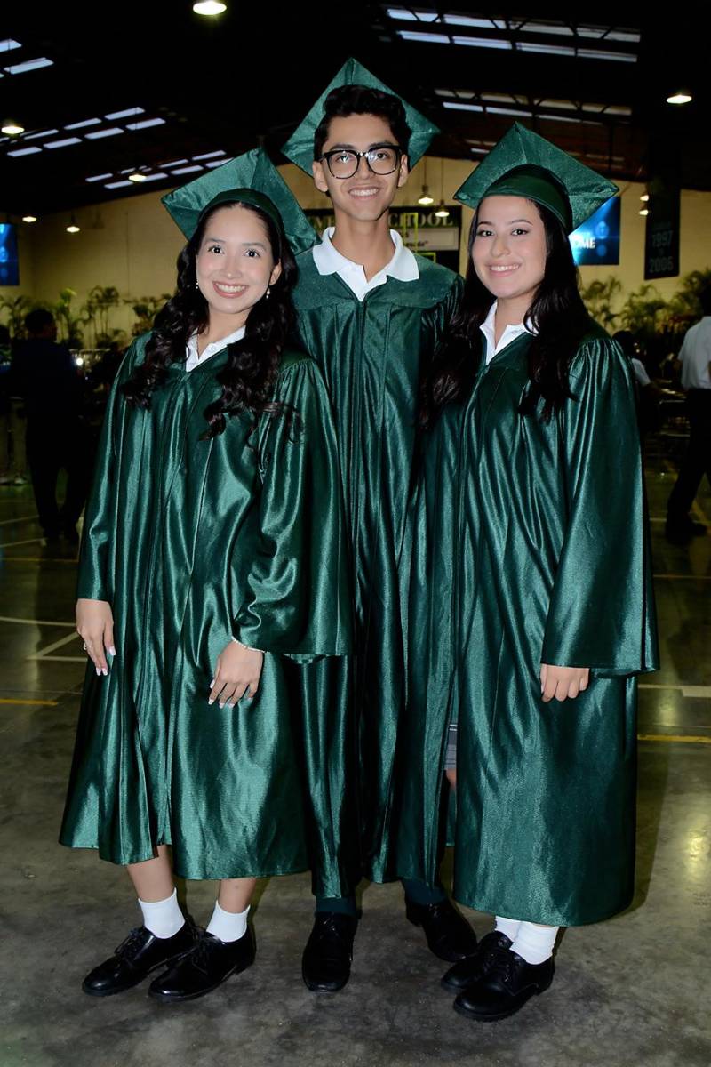 Graduación de la clase 2025 de Elvel School