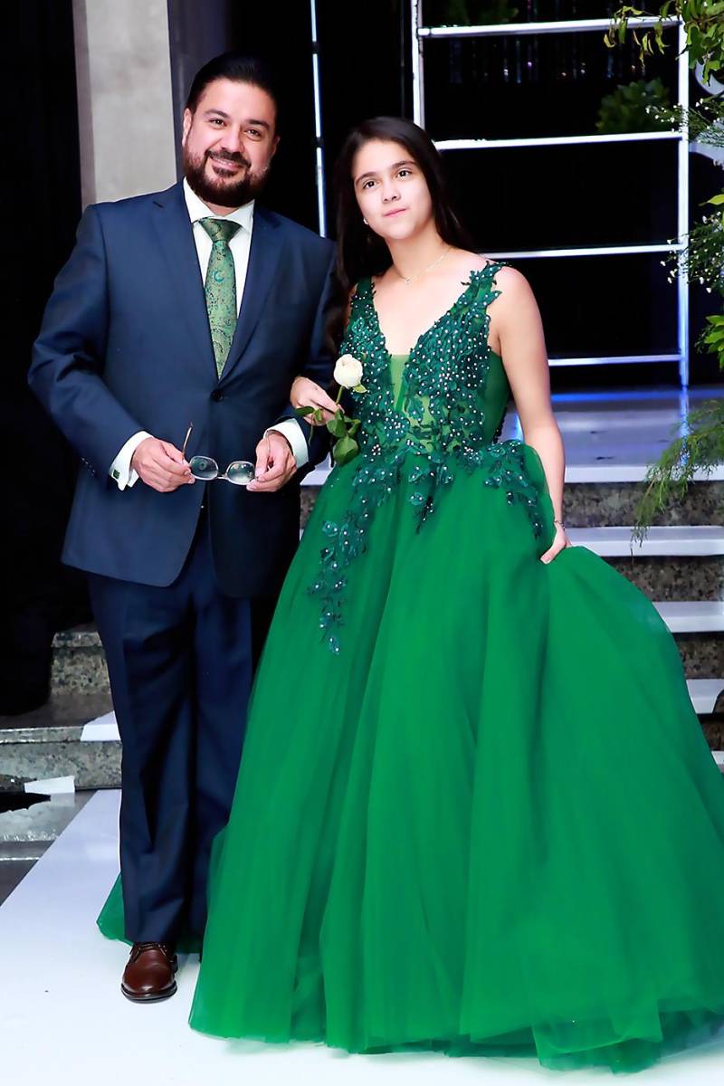 Jesús Alexander Torres y su hija María Celeste
