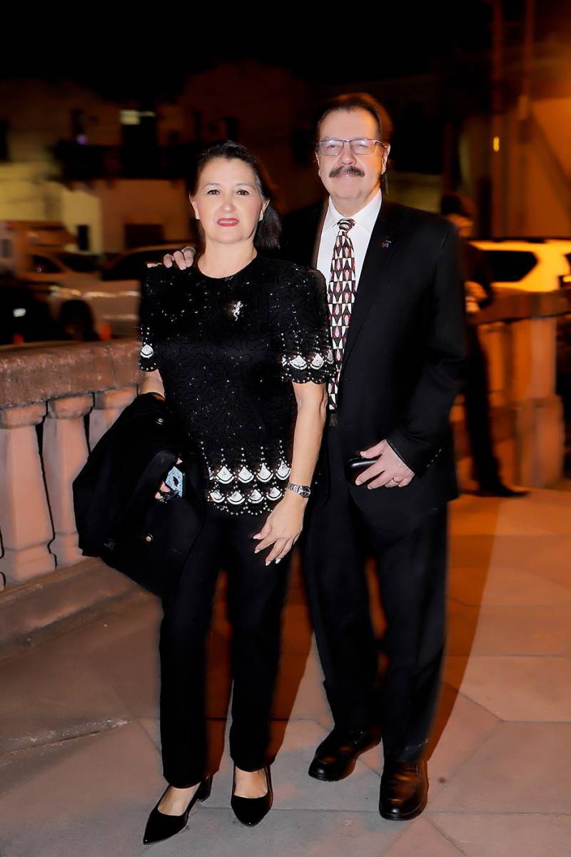 David Aguilar y Sandra de Aguilar. 