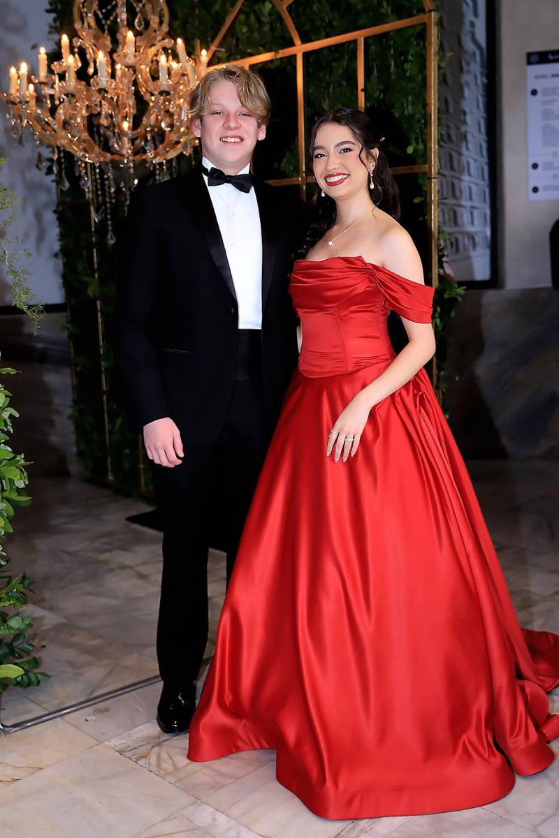 Fiesta de la prom 2025 de la Academia Los Pinares