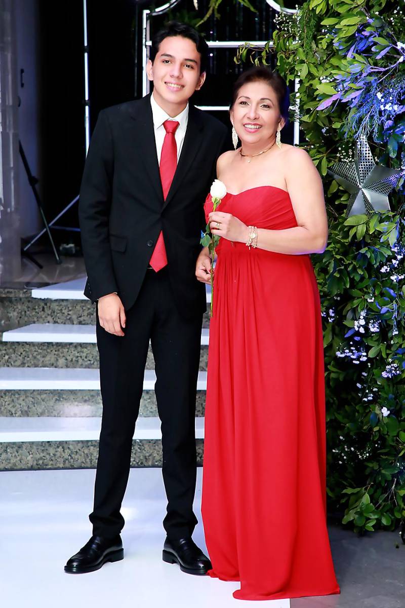 Carlo Daniel Moreno y su madre, Yamilet Aguilera