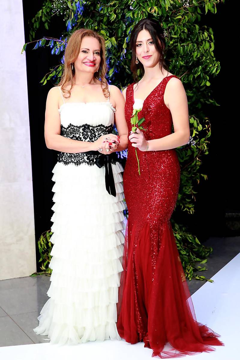 Sara De Zordo y su madre Marcia Mena
