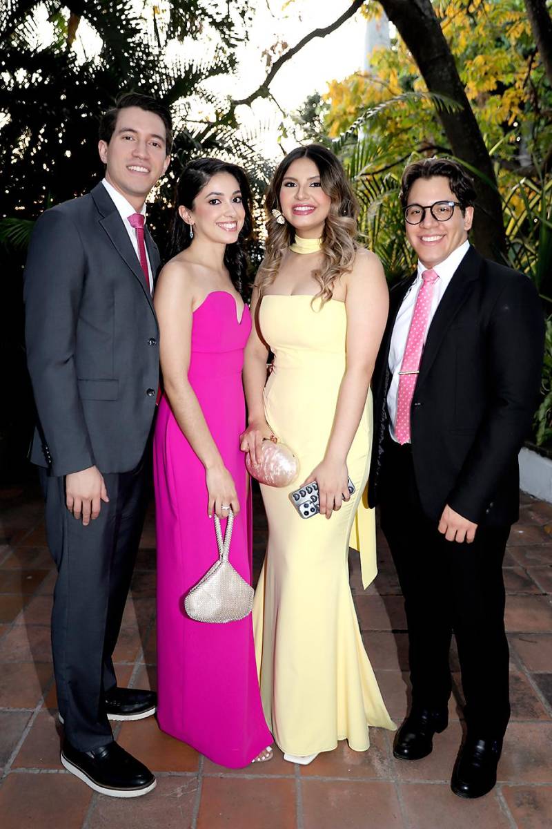 Juan Diego Ramírez, Ada Rivera, Ariana Lucía Rivera y Miguel Andrés Ramírez