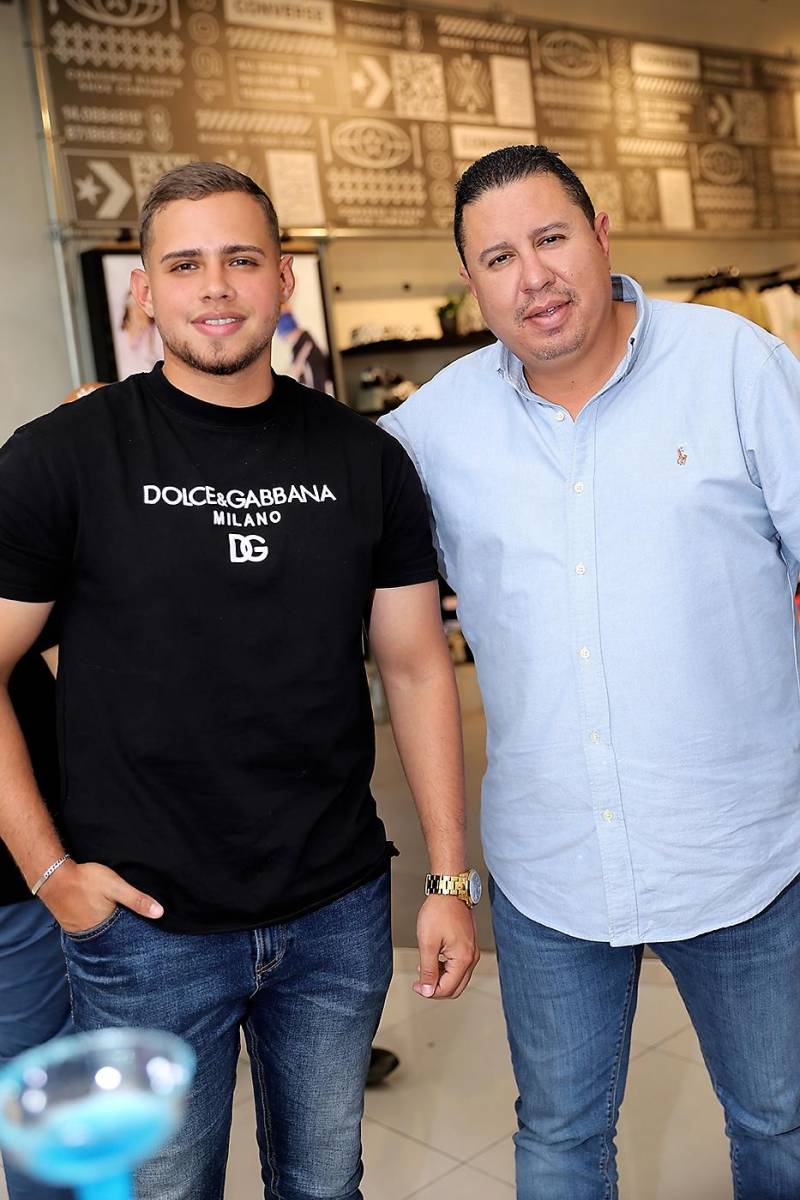 Primer Kiosco Interactivo de Steren en Multiplaza