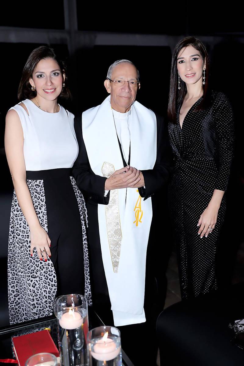 Jamilah Sabat, Pablo Alberto Hernández y Alejandra Membreño. 