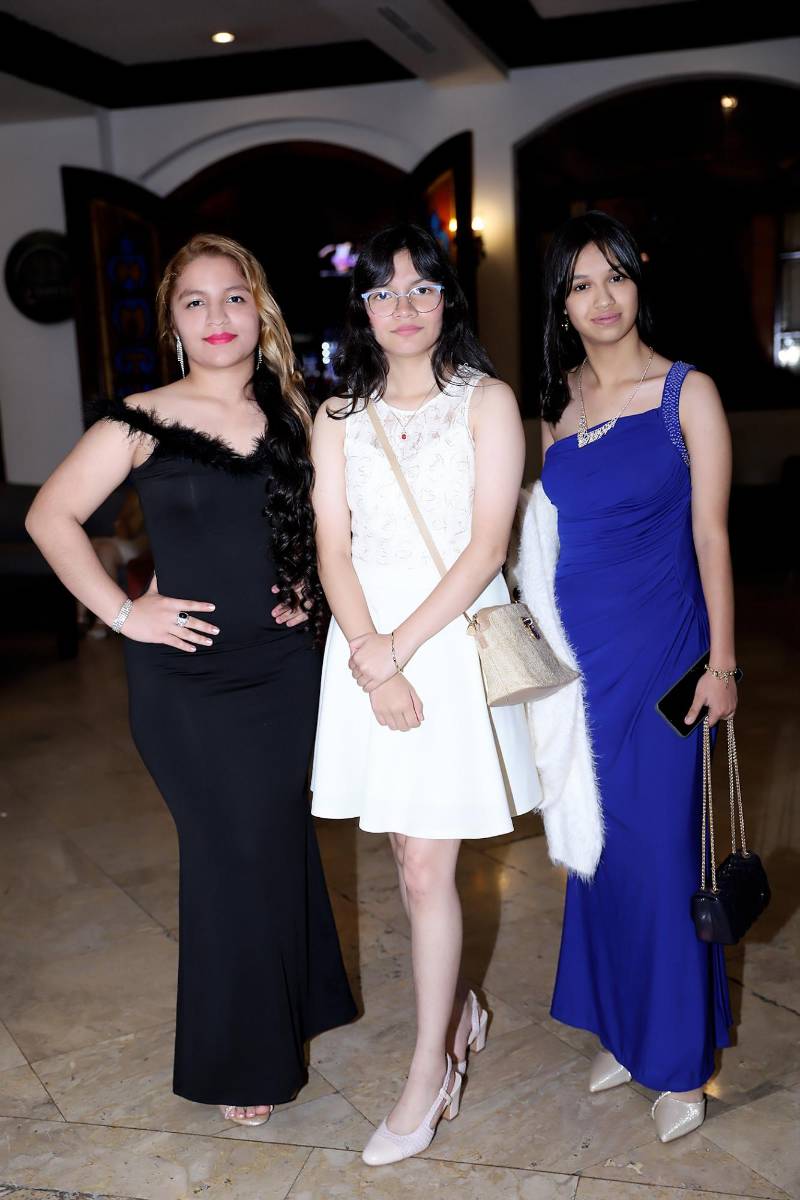 Saraih Godoy, y Natalia Amador.