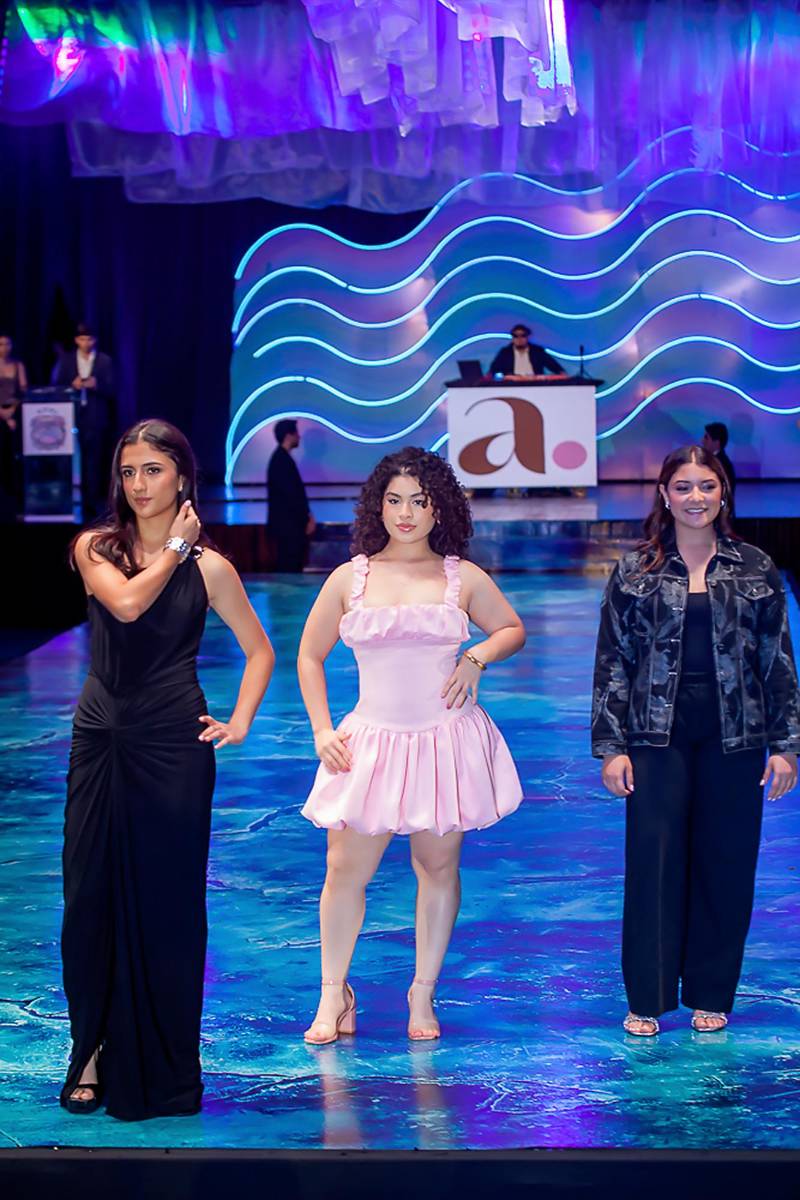 Senior Fashion Show 2026 de la Escuela Internacional Sampedrana, parte 1