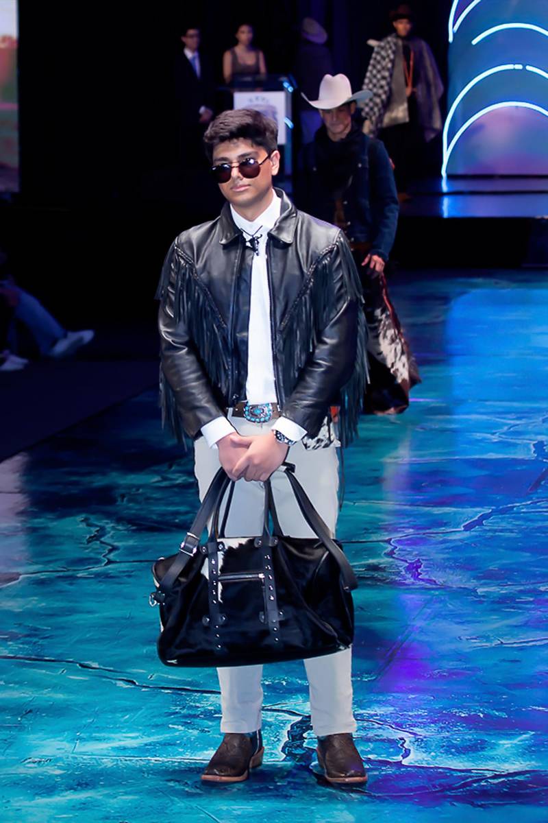 Senior Fashion Show 2026 de la Escuela Internacional Sampedrana, parte 3