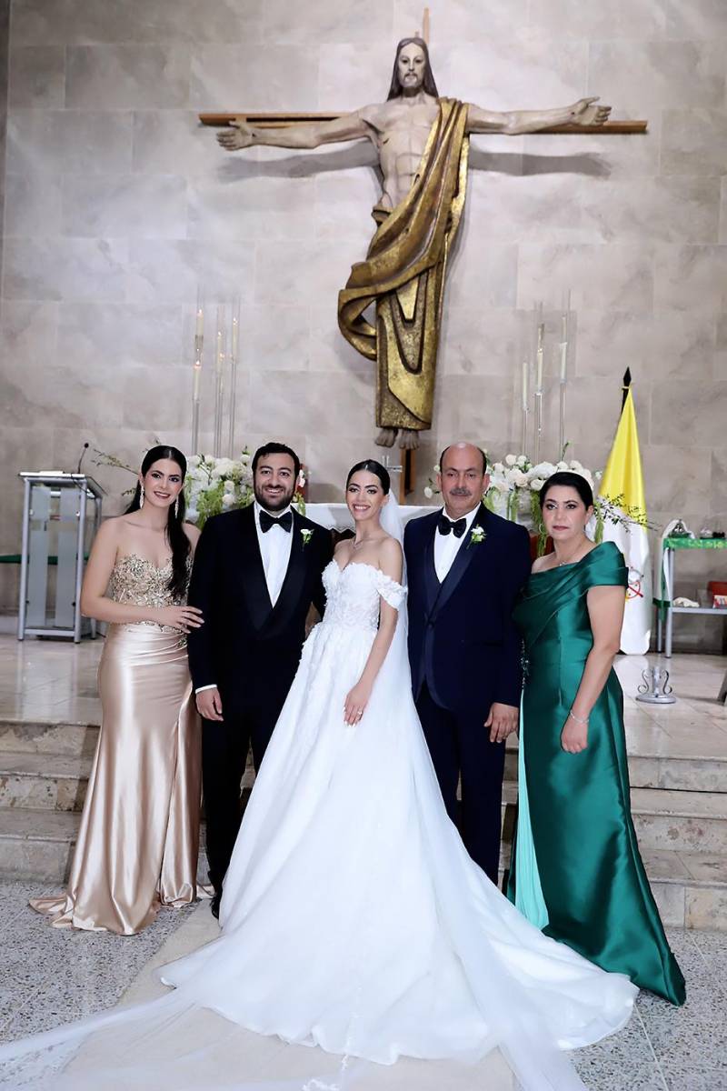 El “sí, acepto” de Victoria Khury y Víctor Kafati