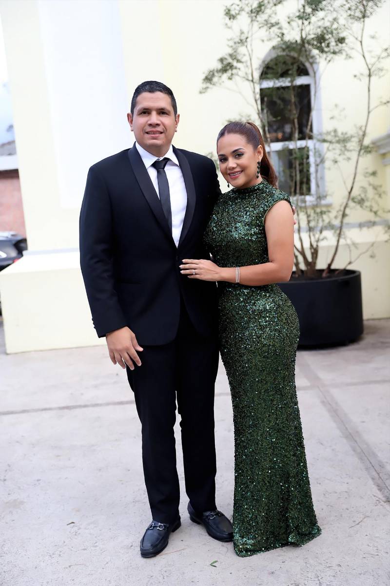 La boda de Helen Zamora y Alex Cosenza