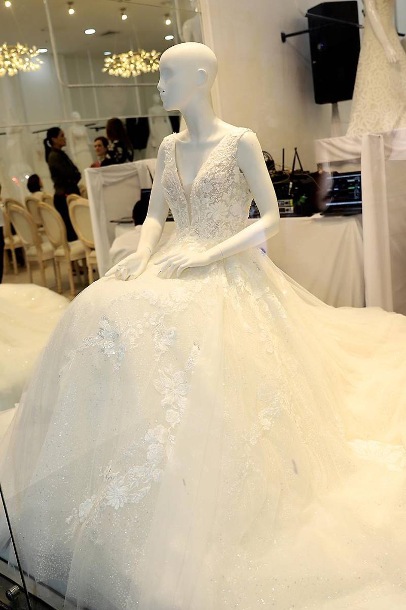 Via Novia presenta en exclusiva la colección 2025 de Pronovias Barcelona