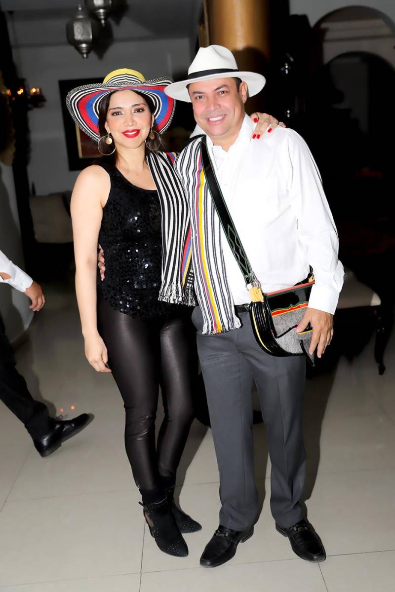 Fiesta de disfraces de Edwing Pavón