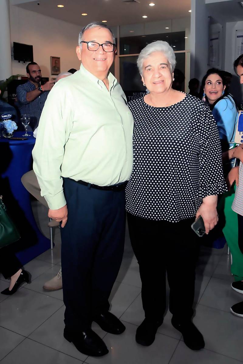Tonny y Jeannette Sansur