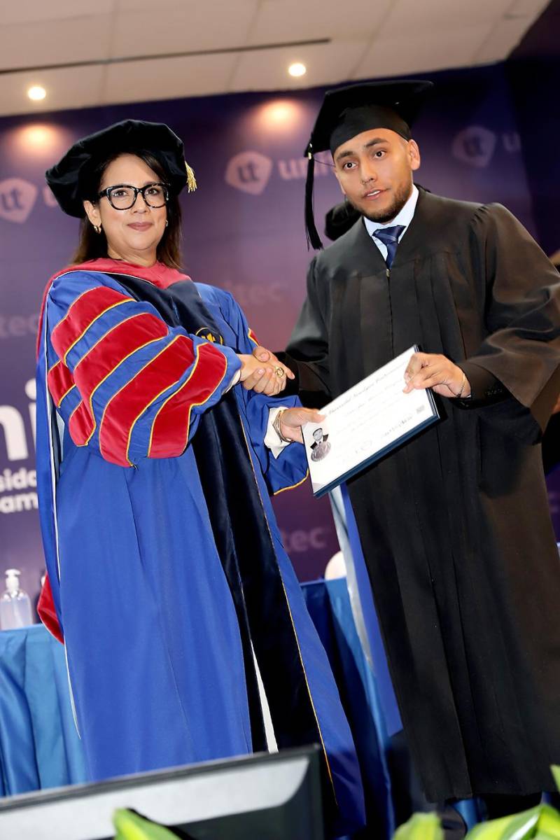Graduaciones de Pregrado de UNITEC TGU 2025