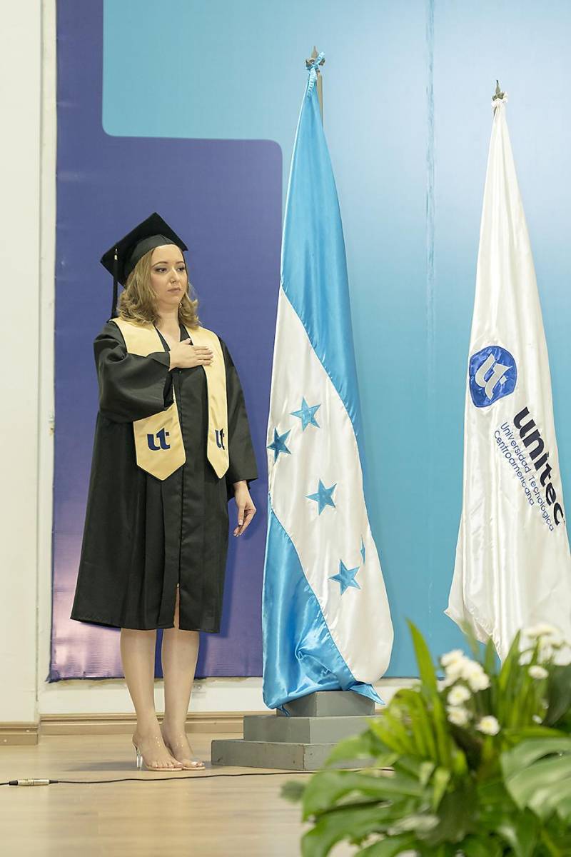 UNITEC SPS celebra la graduación de nuevos talentos y agentes de cambio