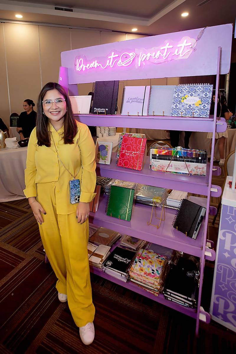 Alessia López, ganadora del Girl Boss 2022 con su emprendimiento Print Spot.