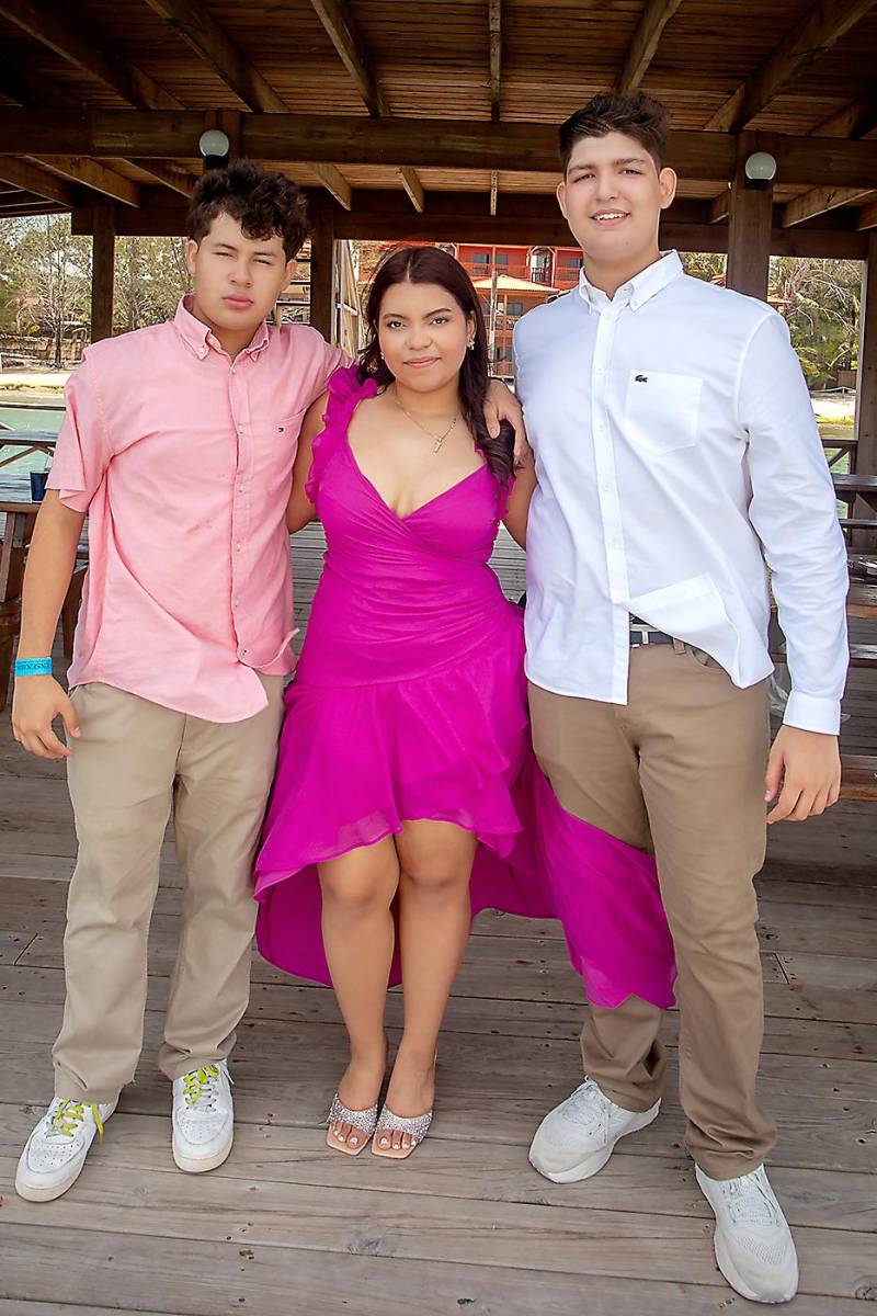 Joshua Cardenas, Andrea Munguía y Christopher Murcia.