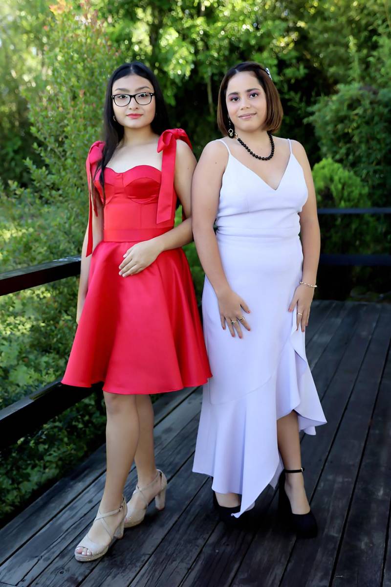 Débora Carvajal y Paola Vivas.
