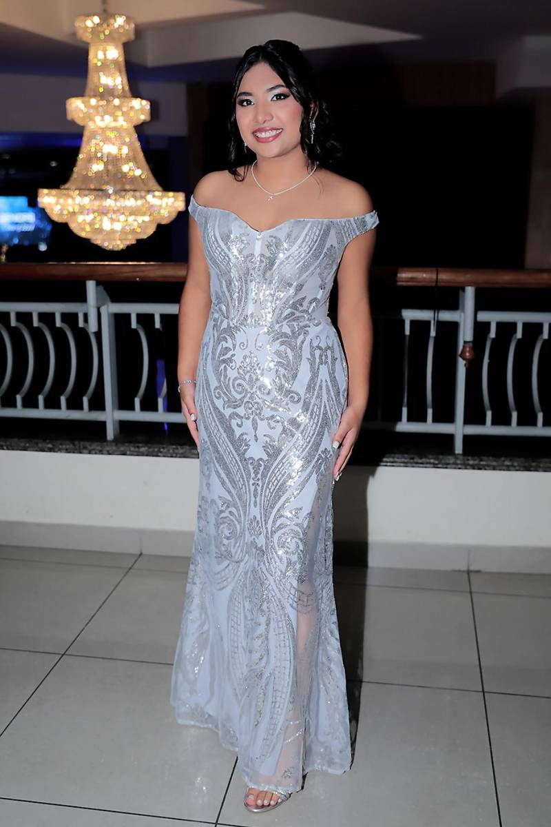 Looks de la prom 2024 del Instituto San José del Carmen