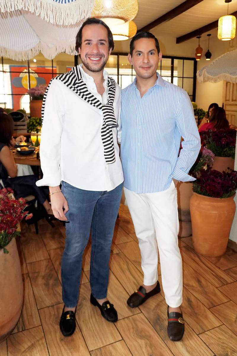 Efraín Santos y Ariel Flores