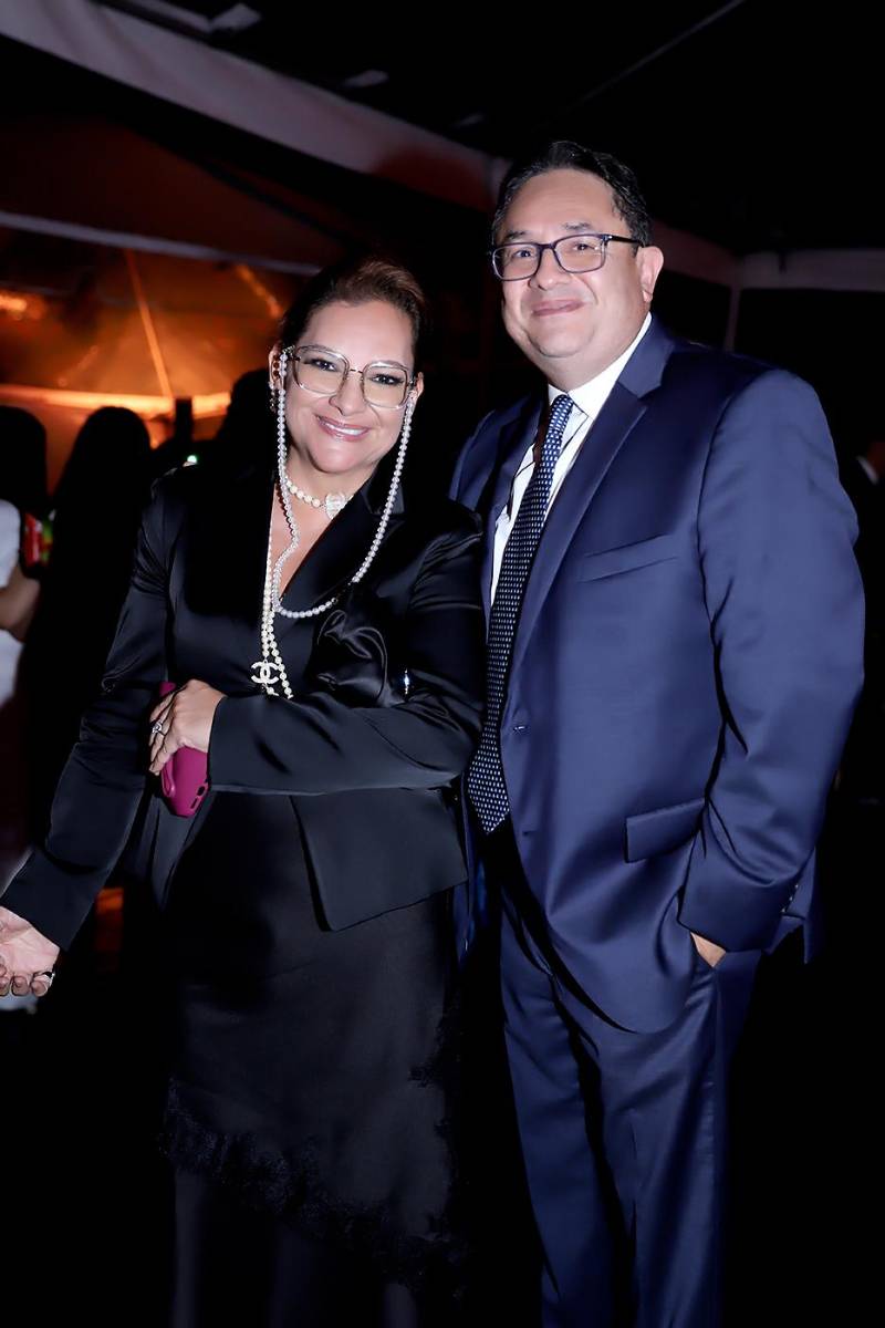 España celebra su Fiesta Nacional con una elegante velada en Tegucigalpa