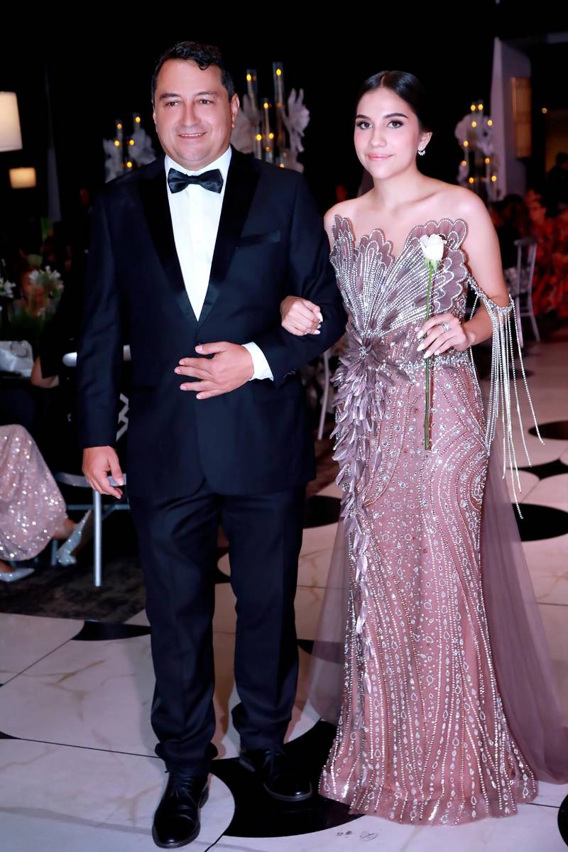 Paula Monzón y su padre Hugo Monzón. 