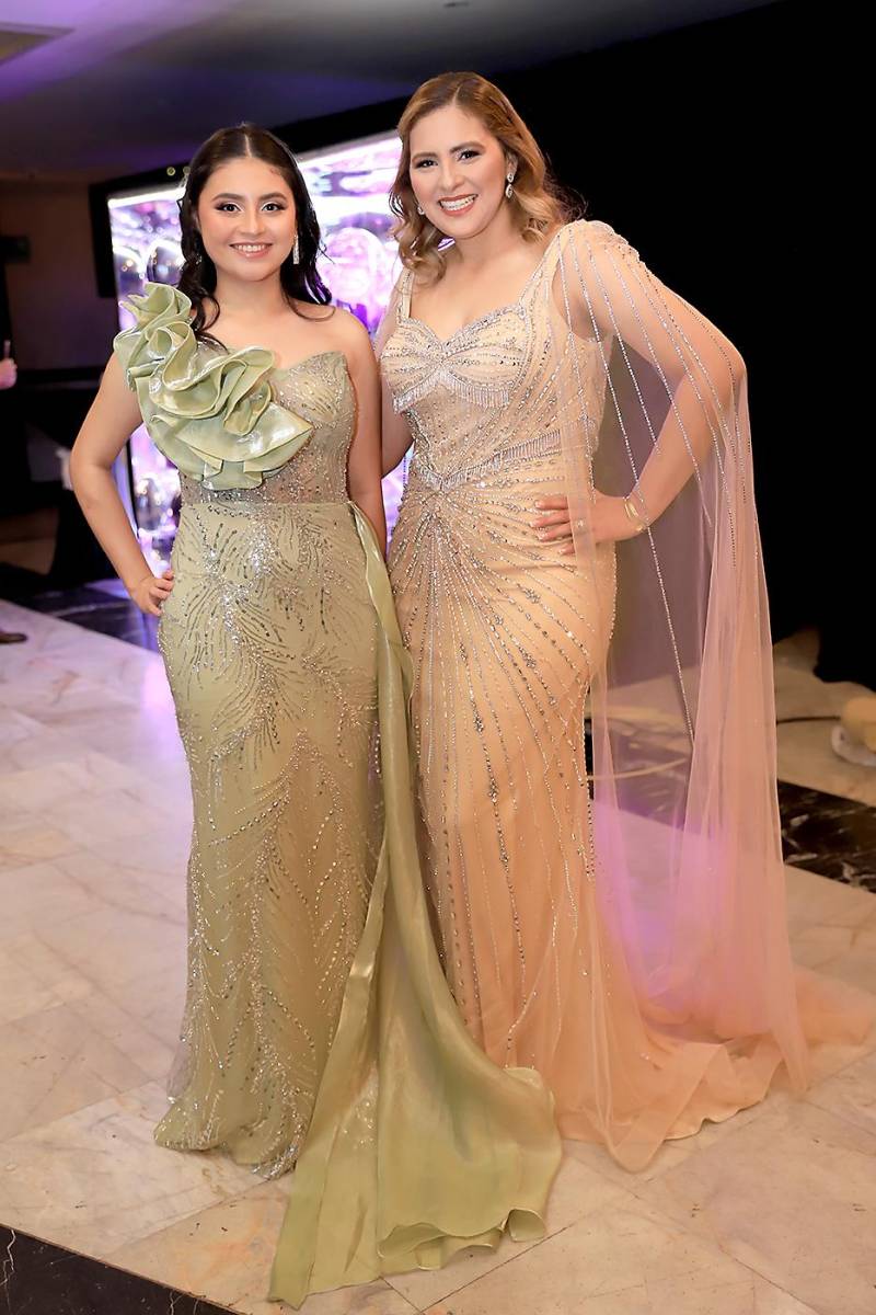 Invitados de la prom 2025 de Mayan School