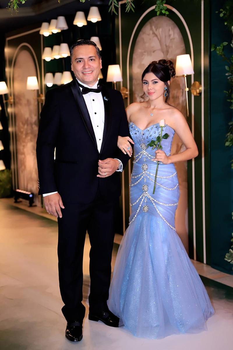 Amy Oseguera y Alex Elvir