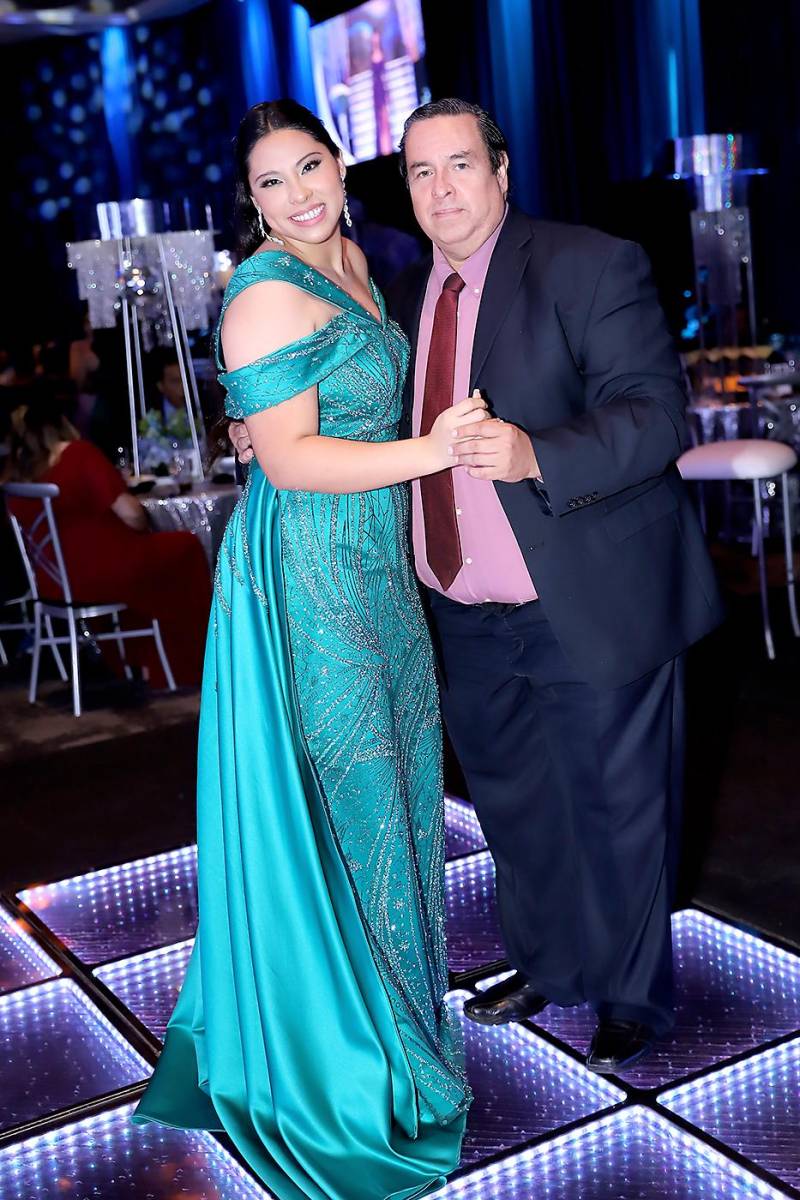Rina Turcios.