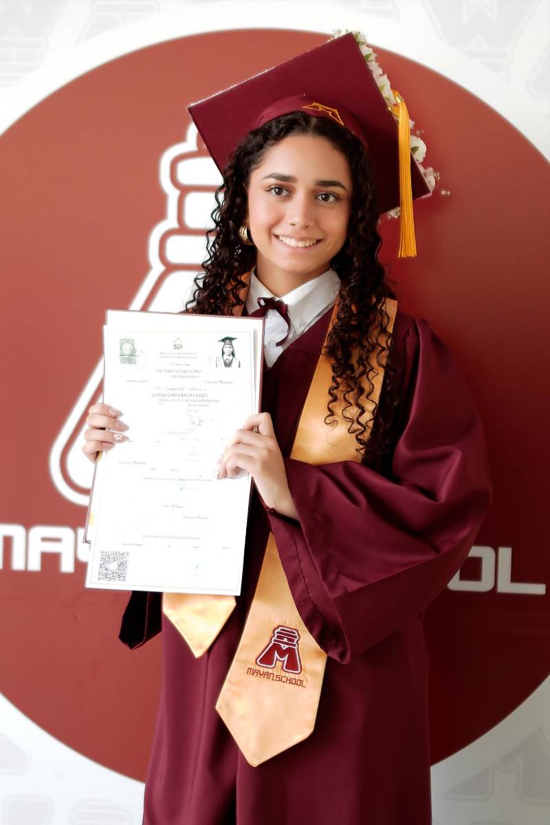 Graduación de los seniors 2026 de Mayan School
