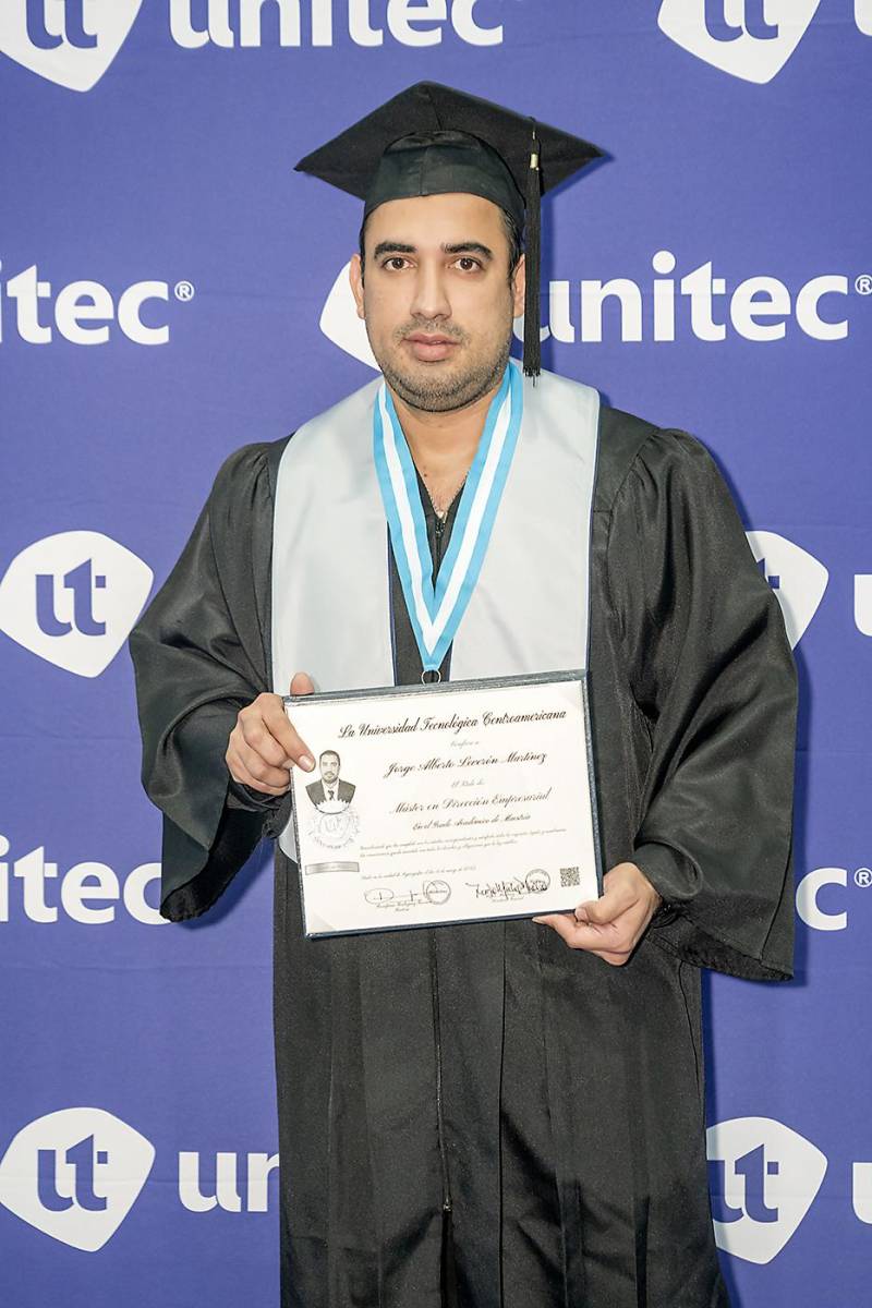 UNITEC SPS celebra la graduación de nuevos talentos y agentes de cambio